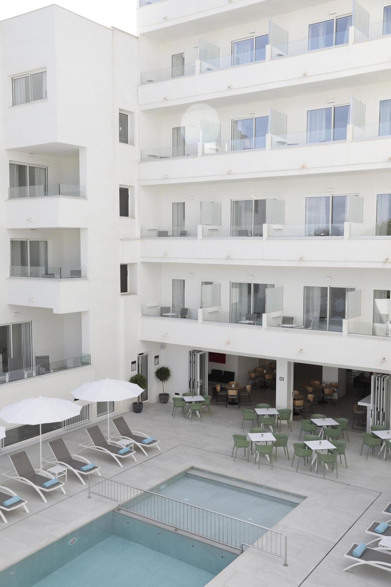 بورتو كريستو Aparthotel Marina Drach المظهر الخارجي الصورة